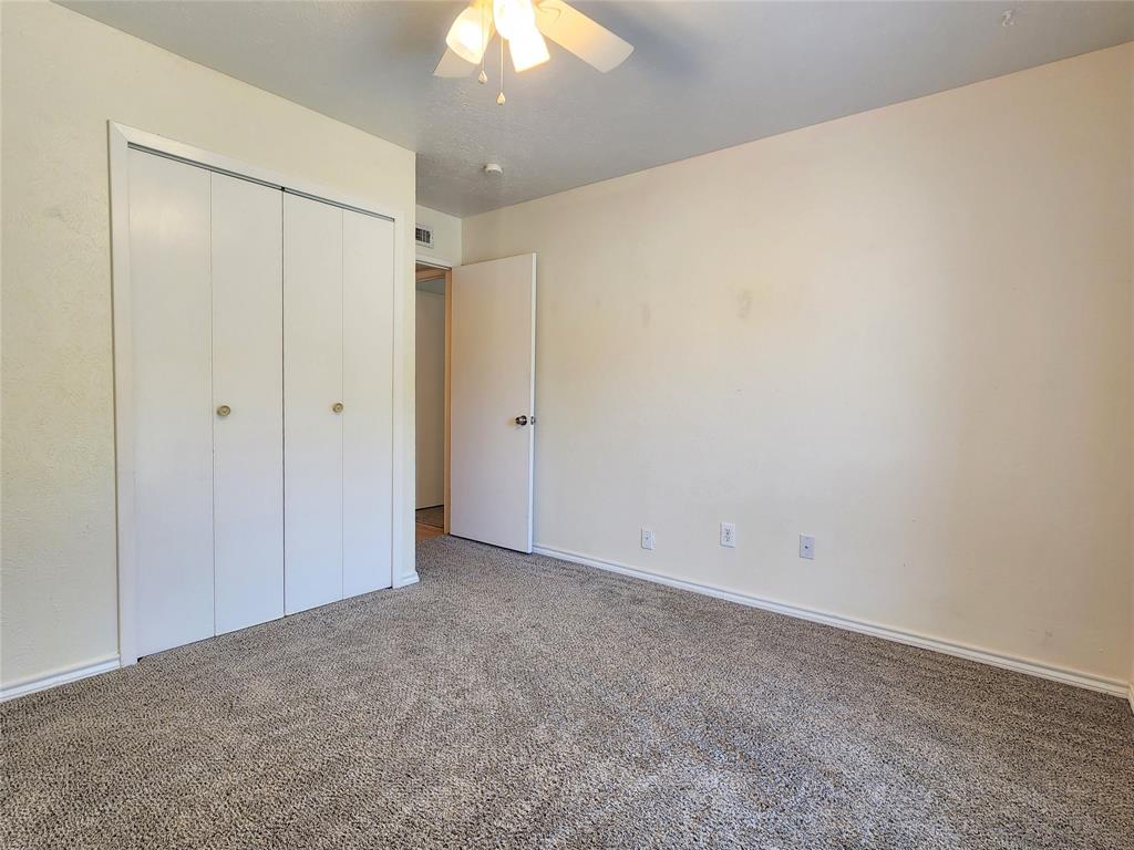 5400 Ragan Drive Property Photo 15