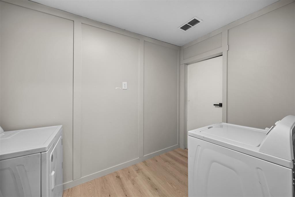 1221 Greenway Drive Property Photo 12