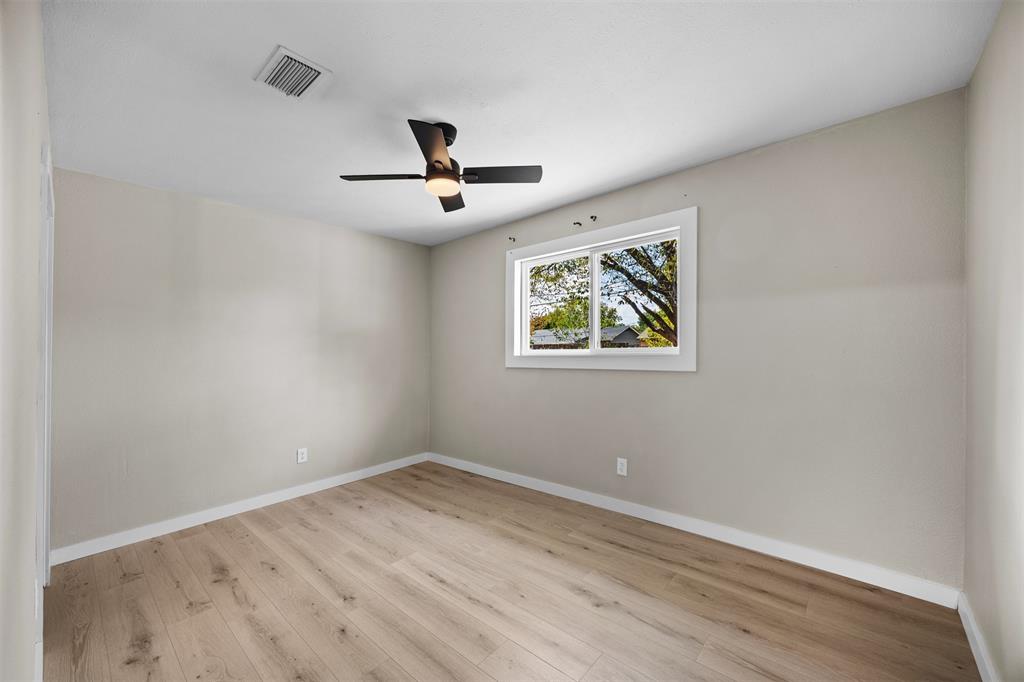 1221 Greenway Drive Property Photo 15