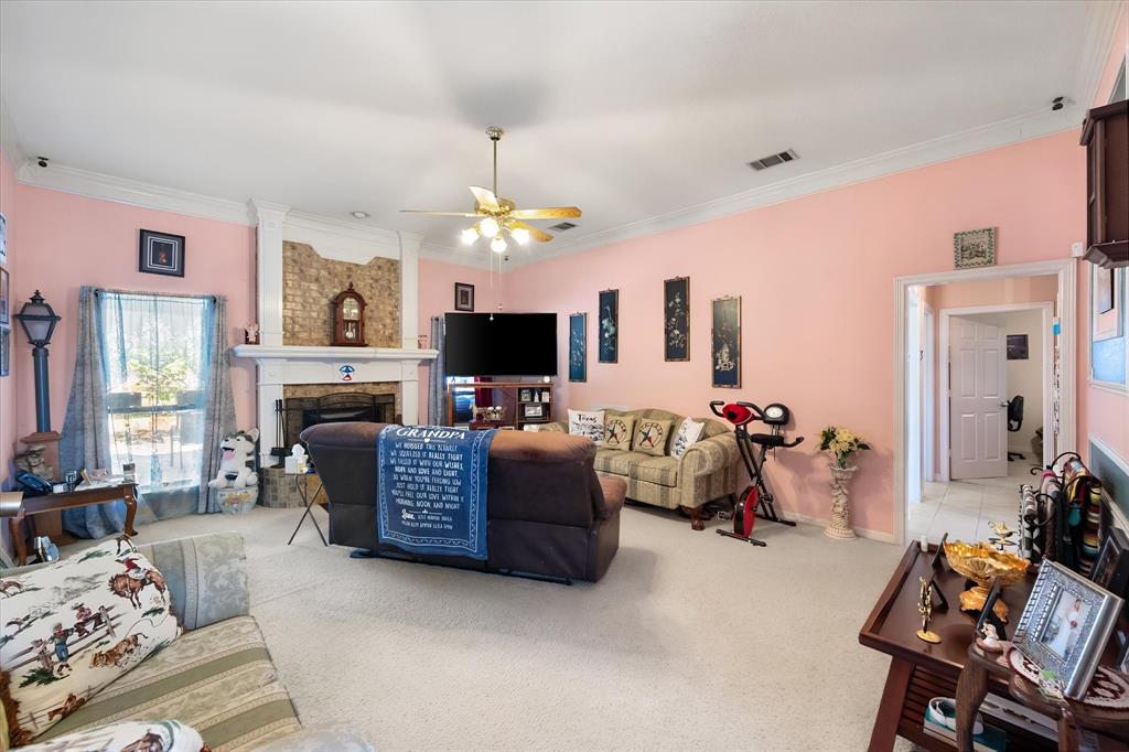 649 E Reindeer Road Property Photo 2