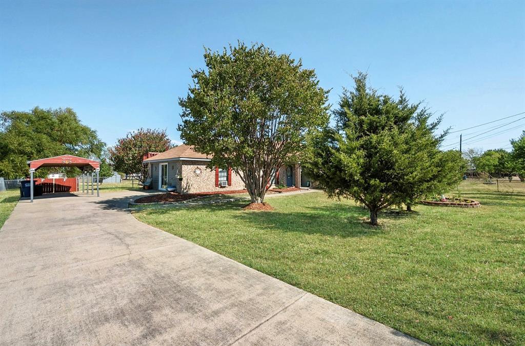 649 E Reindeer Road Property Photo 23