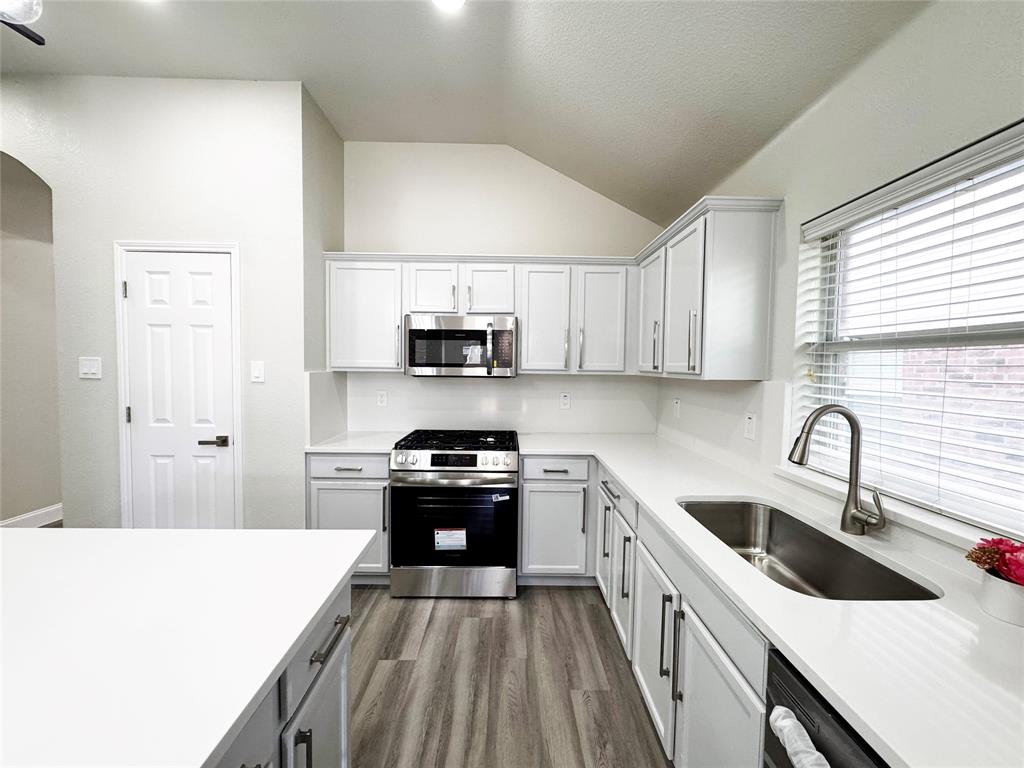 416 Butternut Drive Property Photo 11