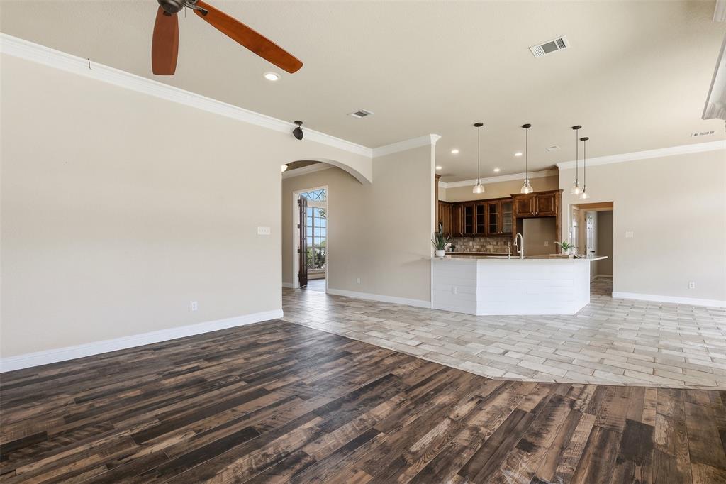 454 Stone Mountain Court Property Photo 8