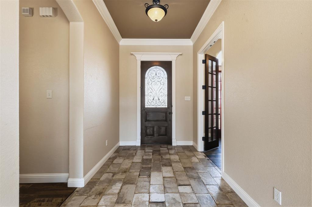 454 Stone Mountain Court Property Photo 12