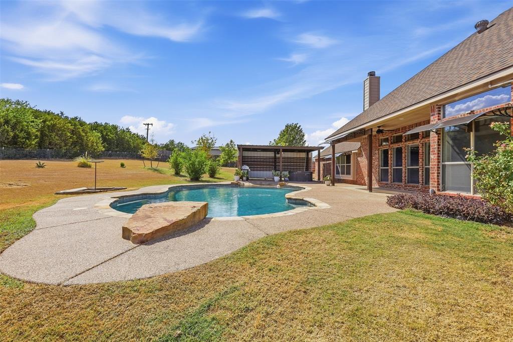 454 Stone Mountain Court Property Photo 28