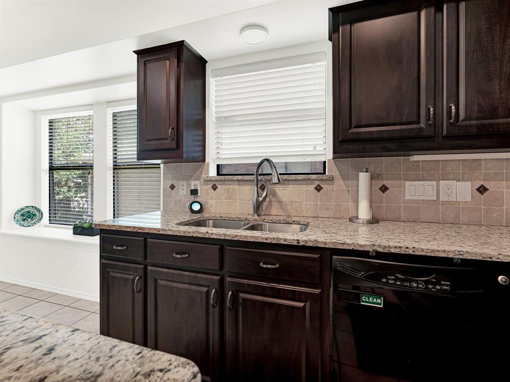 3304 Ashington Lane Property Photo 15