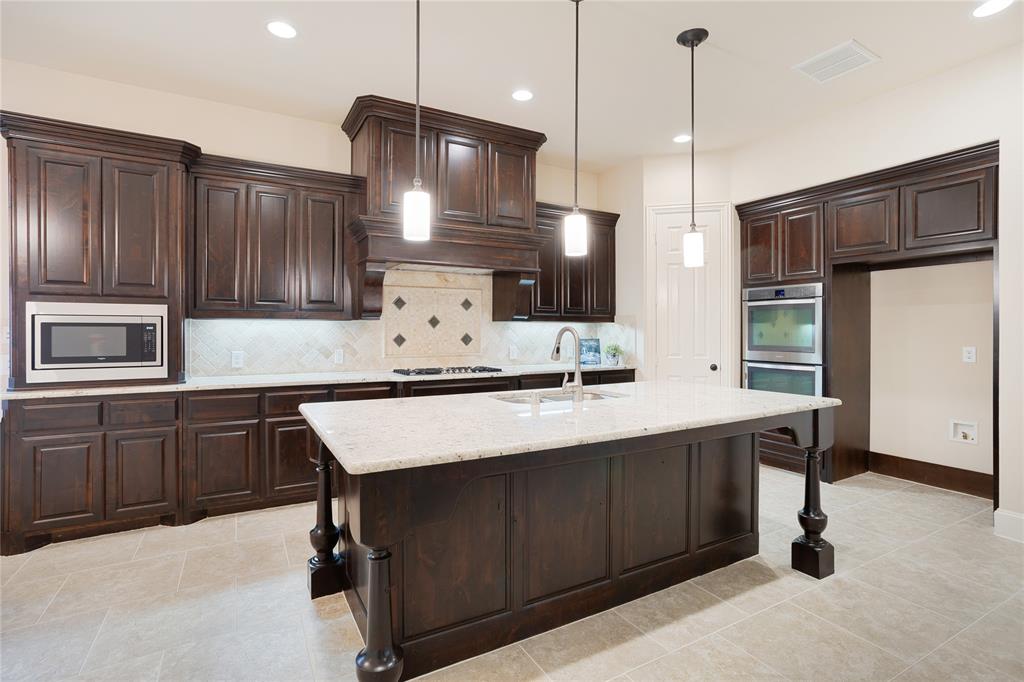860 Bear Crossing Drive Property Photo 12