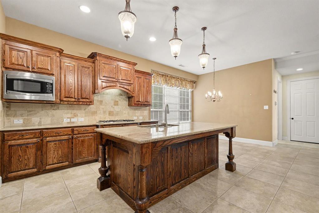 13459 Clifton Drive Property Photo 11