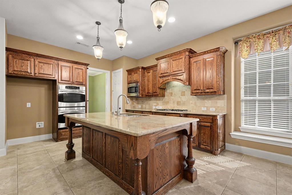13459 Clifton Drive Property Photo 12