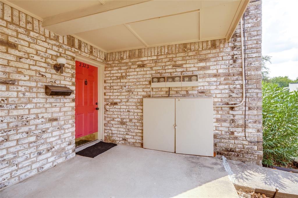 2323 Trellis Place Property Photo 1