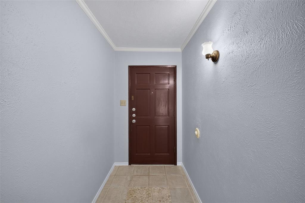 1305 Clark Trail Property Photo 6