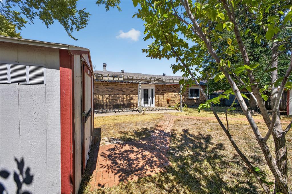1305 Clark Trail Property Photo 24