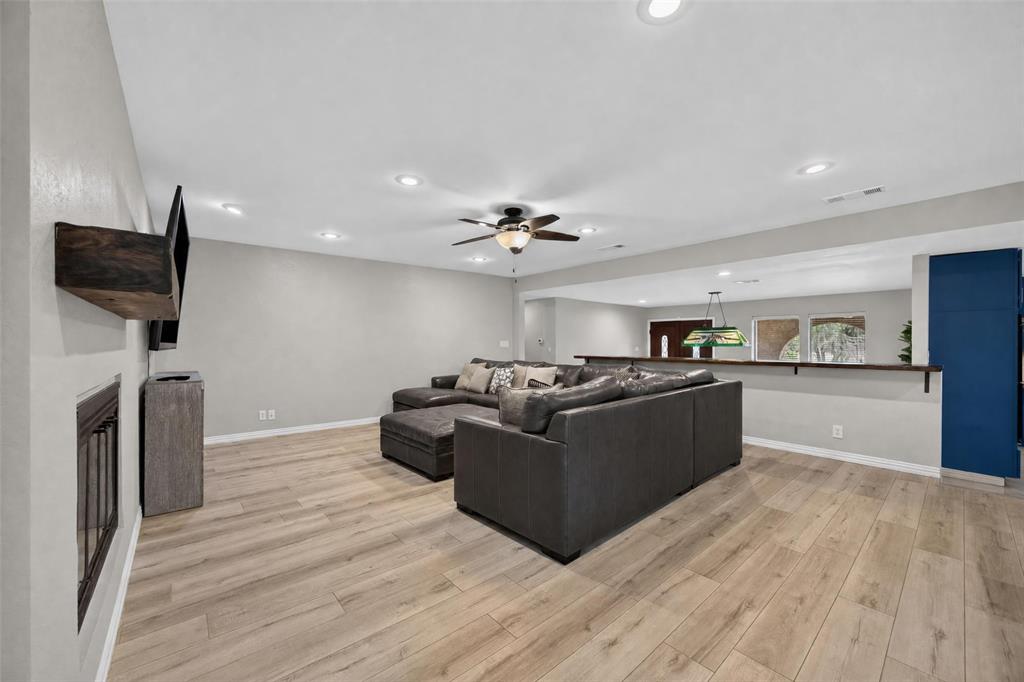 7624 Lake Highlands Drive Property Photo 12