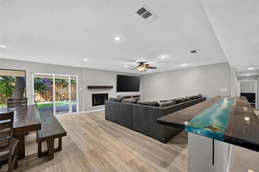 7624 Lake Highlands Drive Property Photo 13