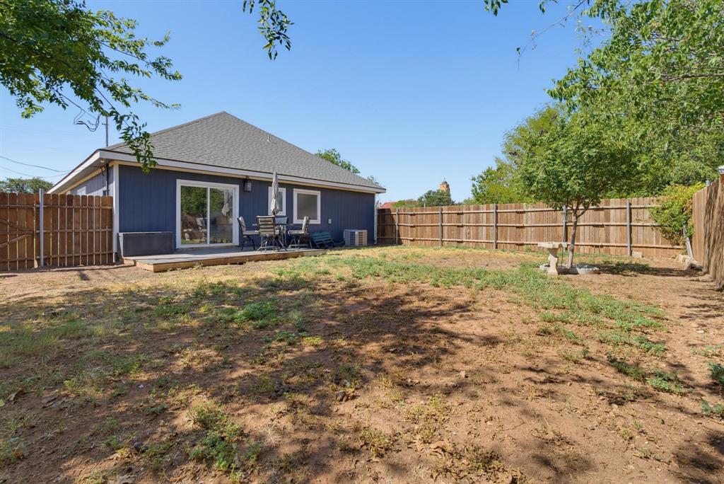 1534 S 8th Street Property Photo 35
