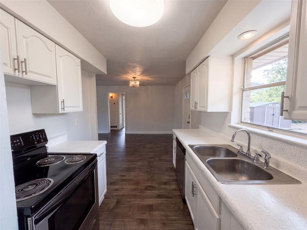 8540 Foxwood Lane Property Photo 17