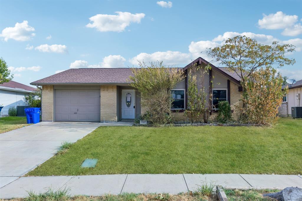 2217 Lockwood Drive Property Photo 1