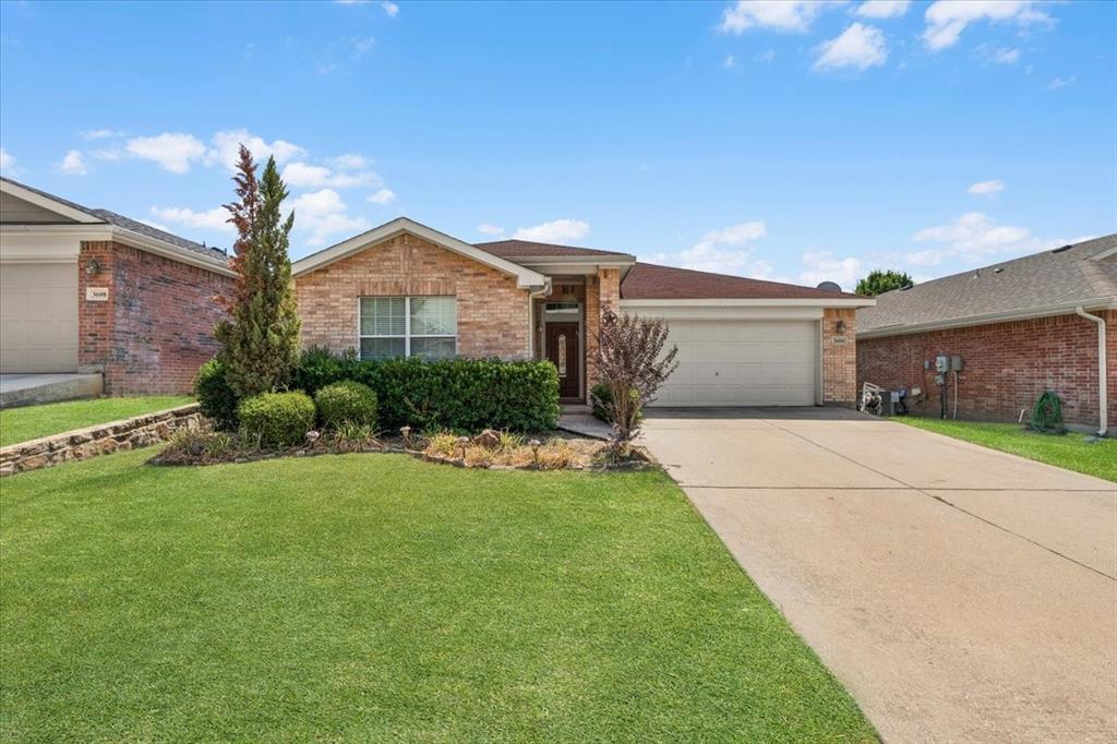 3604 Black Ranch Court Property Photo 1