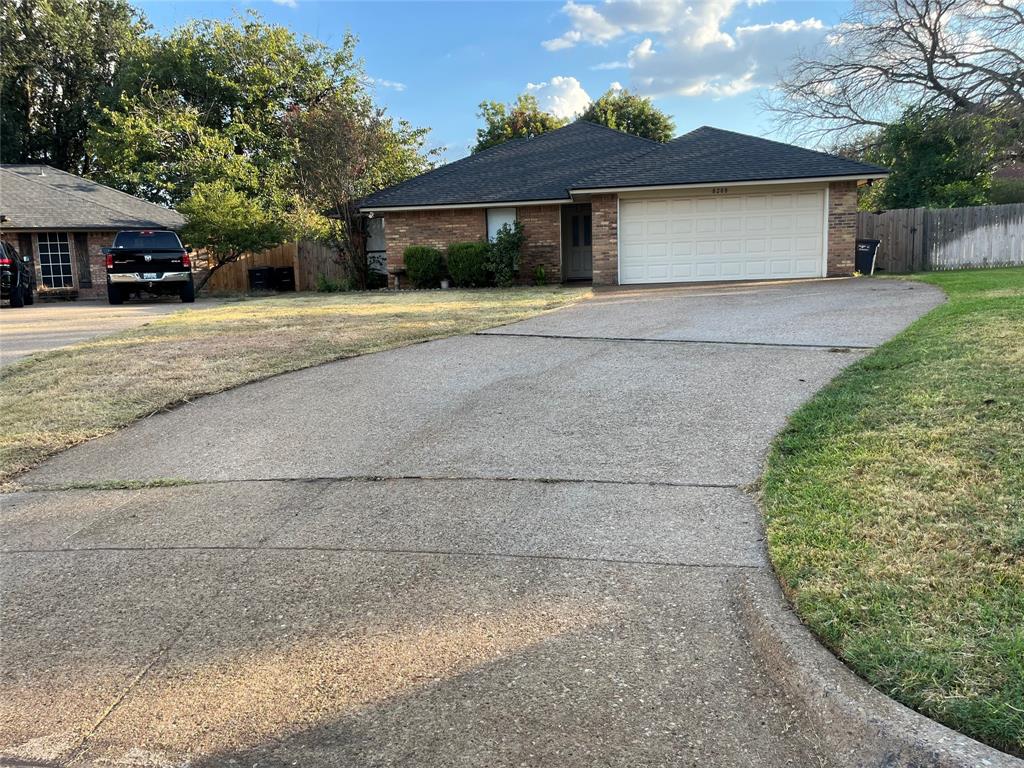 8208 Alsace Court Property Photo 1
