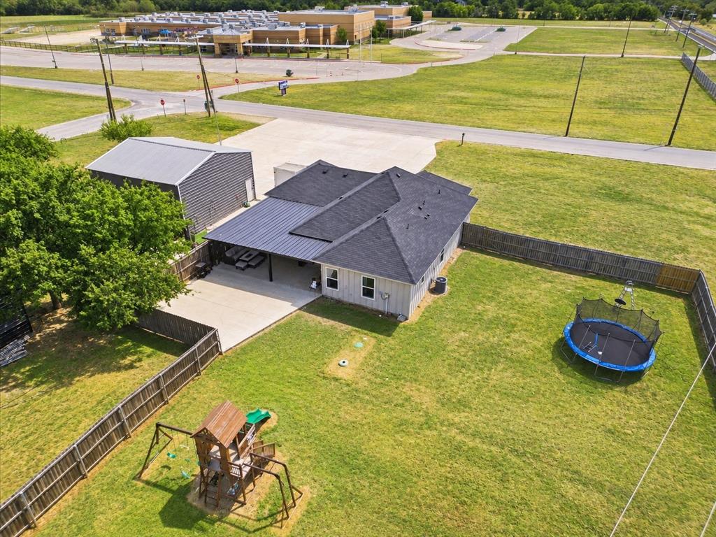 8001 County Road 109 Property Photo 2