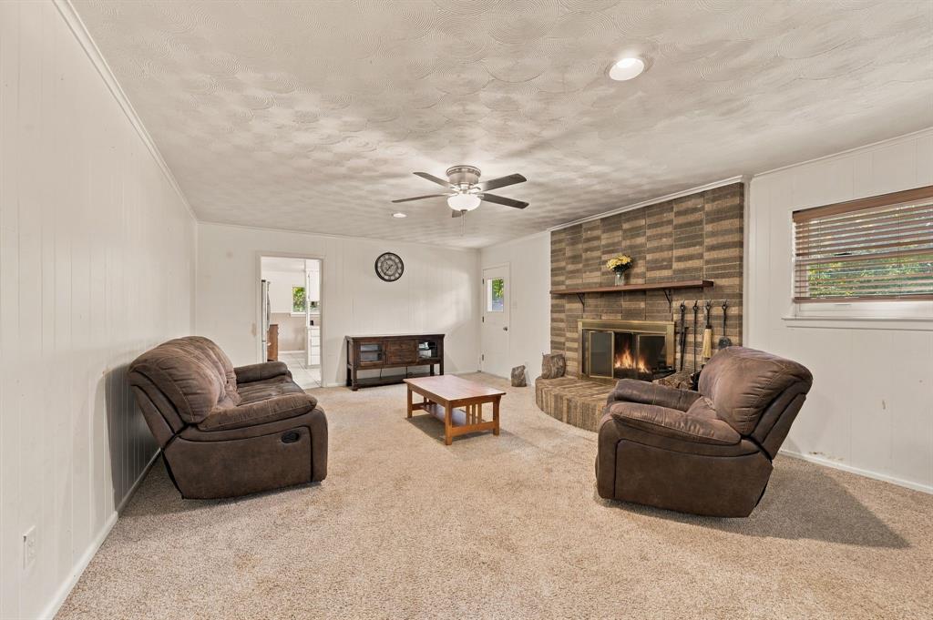924 Wade Drive Property Photo 8