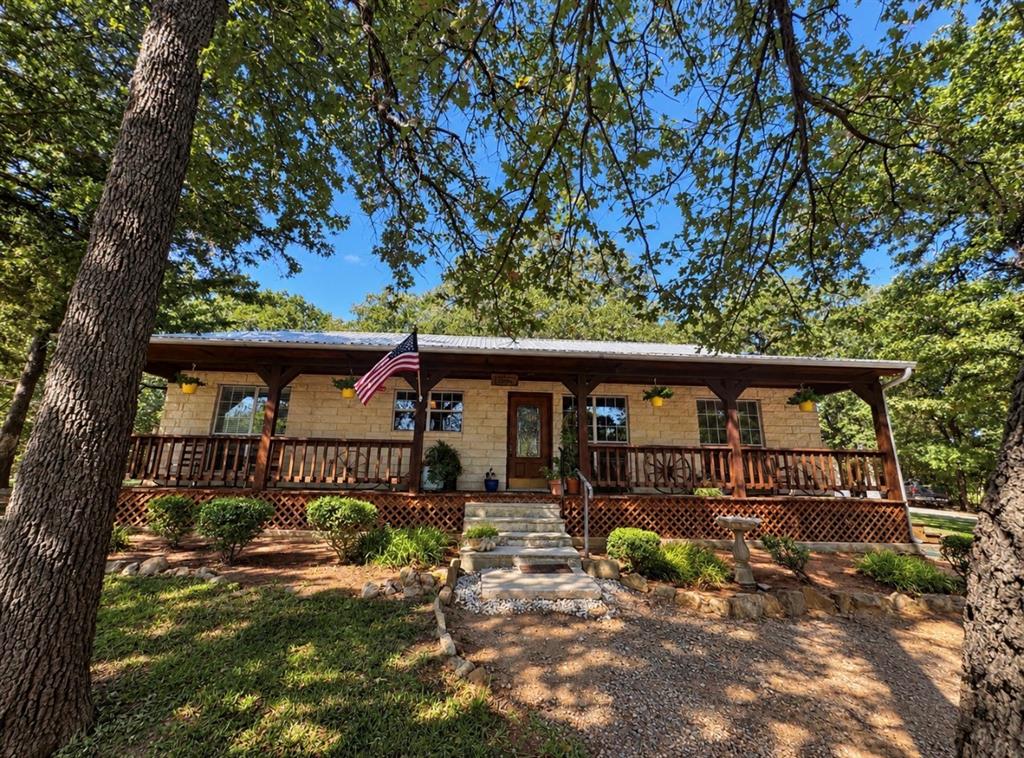 568 County Road 1771 Property Photo 1