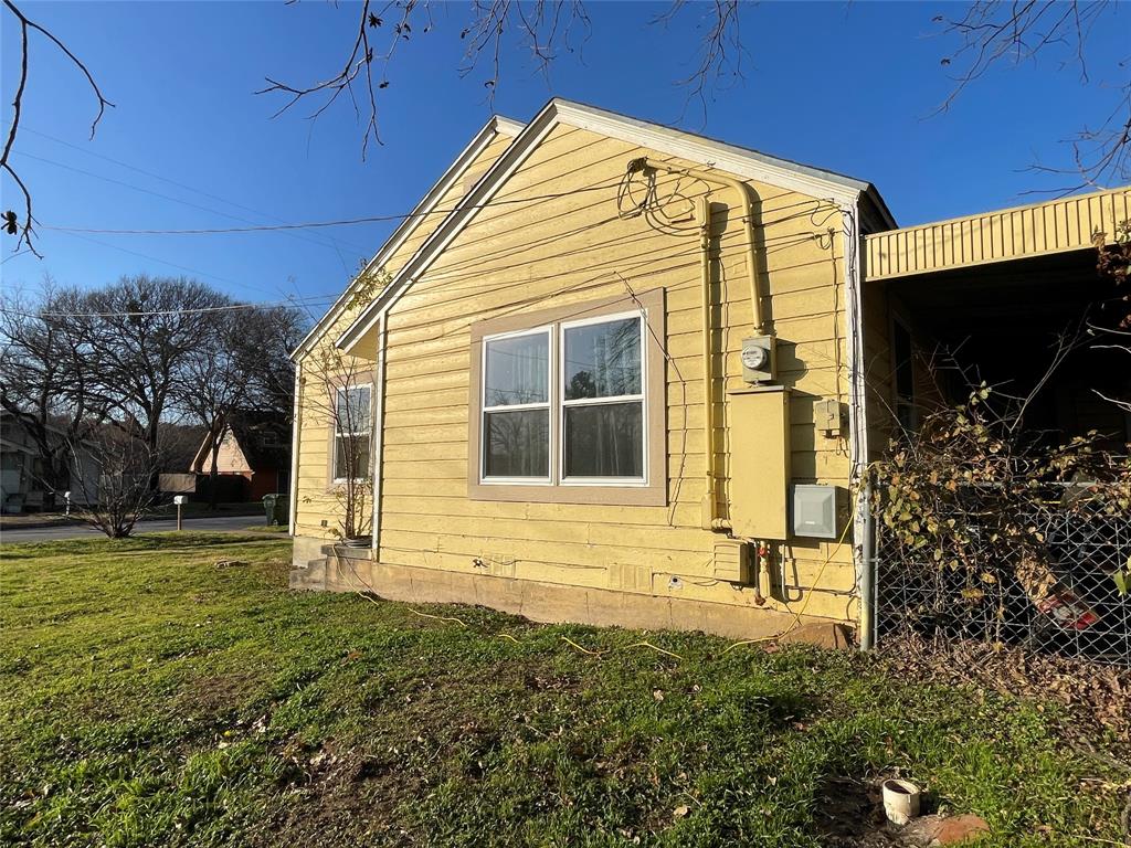 1702 Nw 1st Avenue Property Photo 4