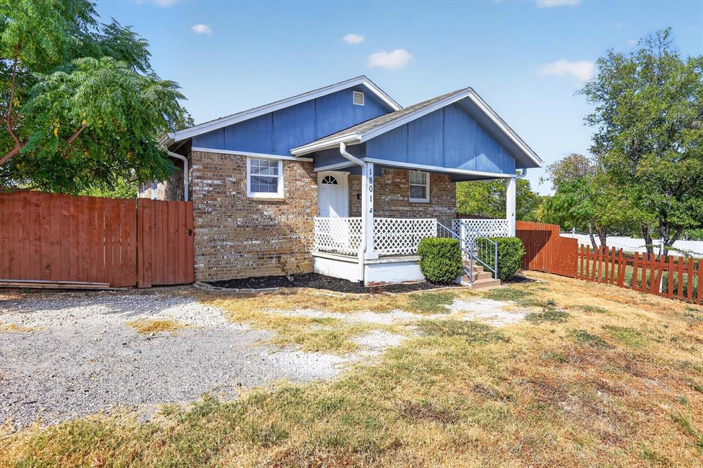 1801 E Harvey Avenue Property Photo 2