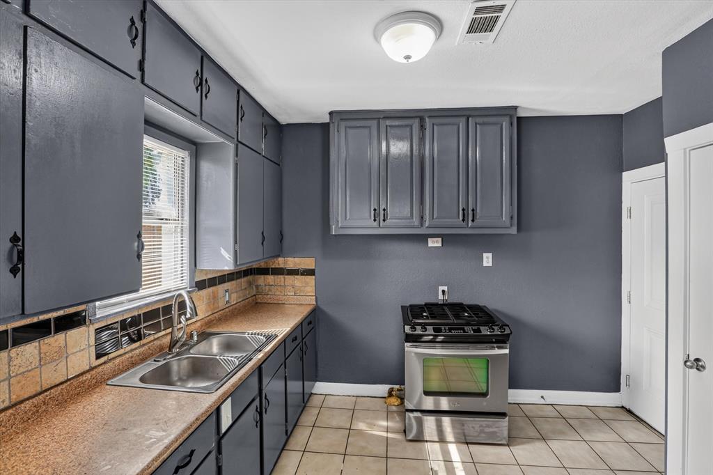 1801 E Harvey Avenue Property Photo 8