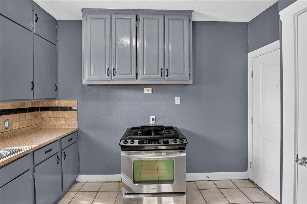 1801 E Harvey Avenue Property Photo 9