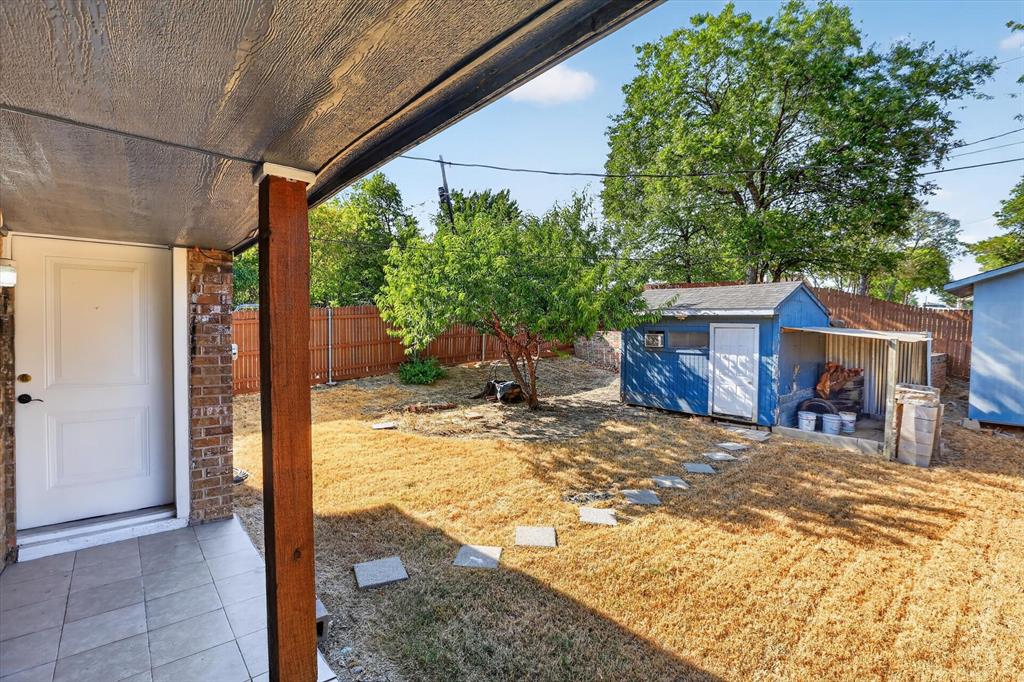 1801 E Harvey Avenue Property Photo 24