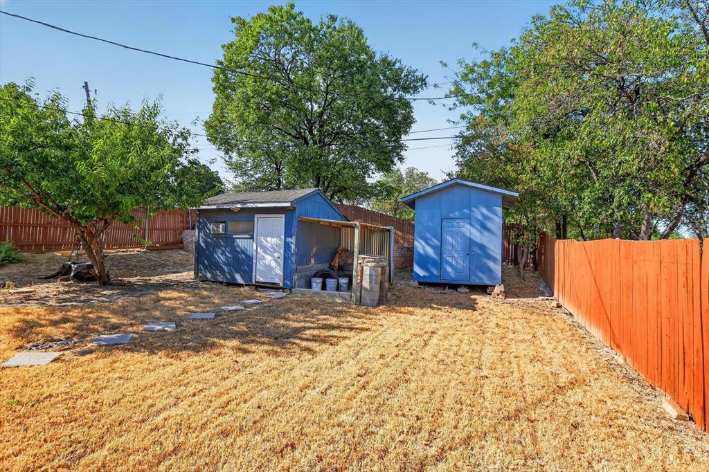 1801 E Harvey Avenue Property Photo 25