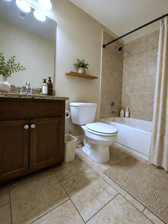 715 Bianca Street Property Photo 10