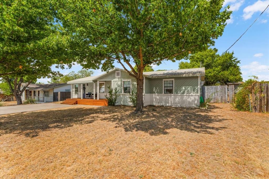 124 James Street Property Photo 5