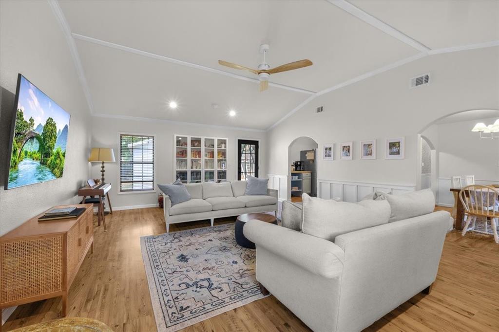 124 James Street Property Photo 8