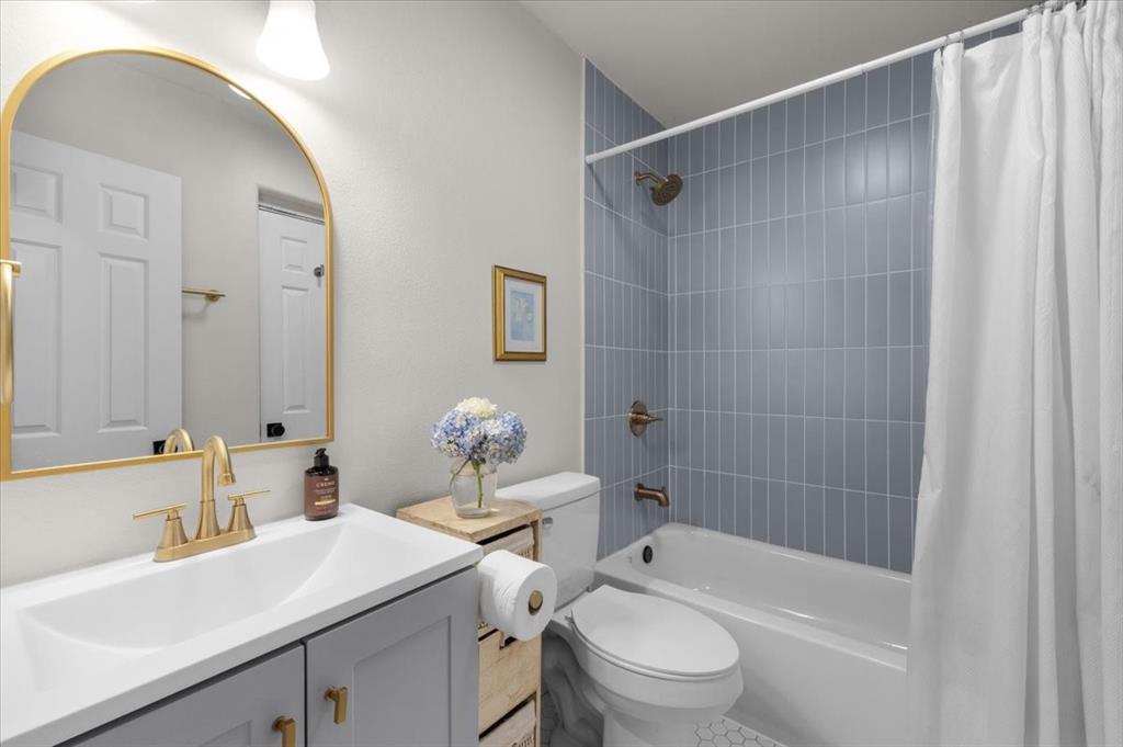 124 James Street Property Photo 21