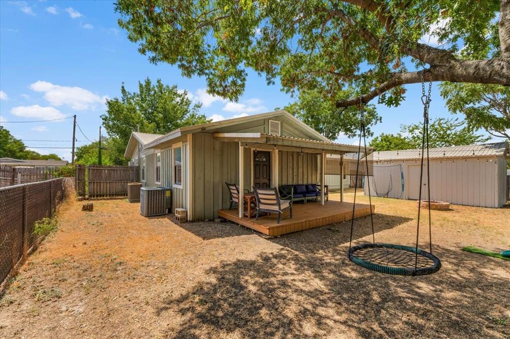 124 James Street Property Photo 33