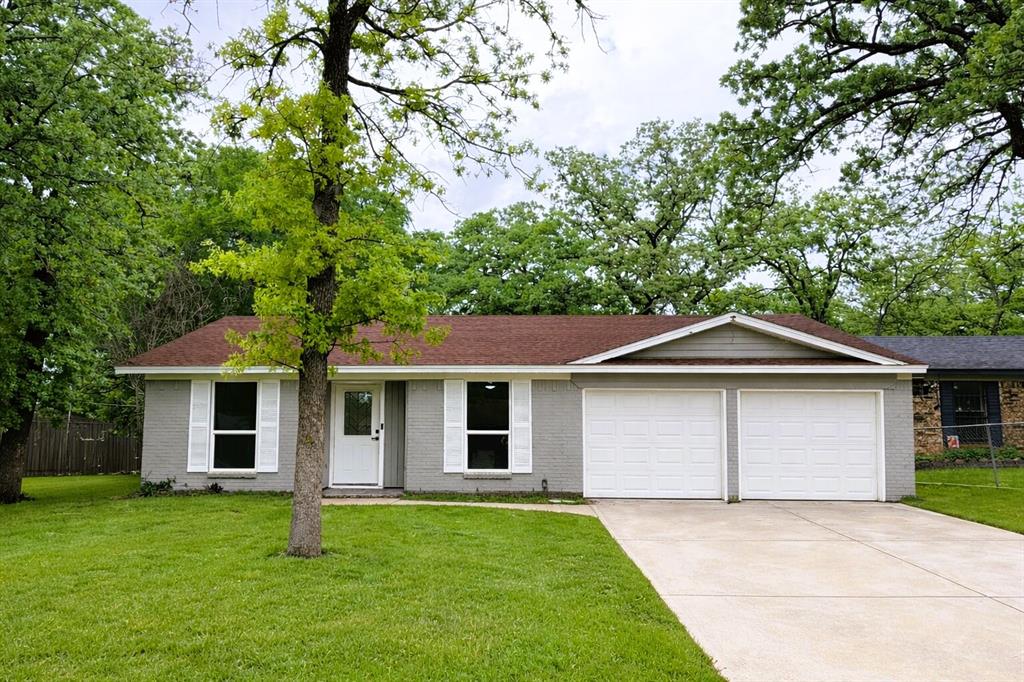2933 Hunting Drive Property Photo 1