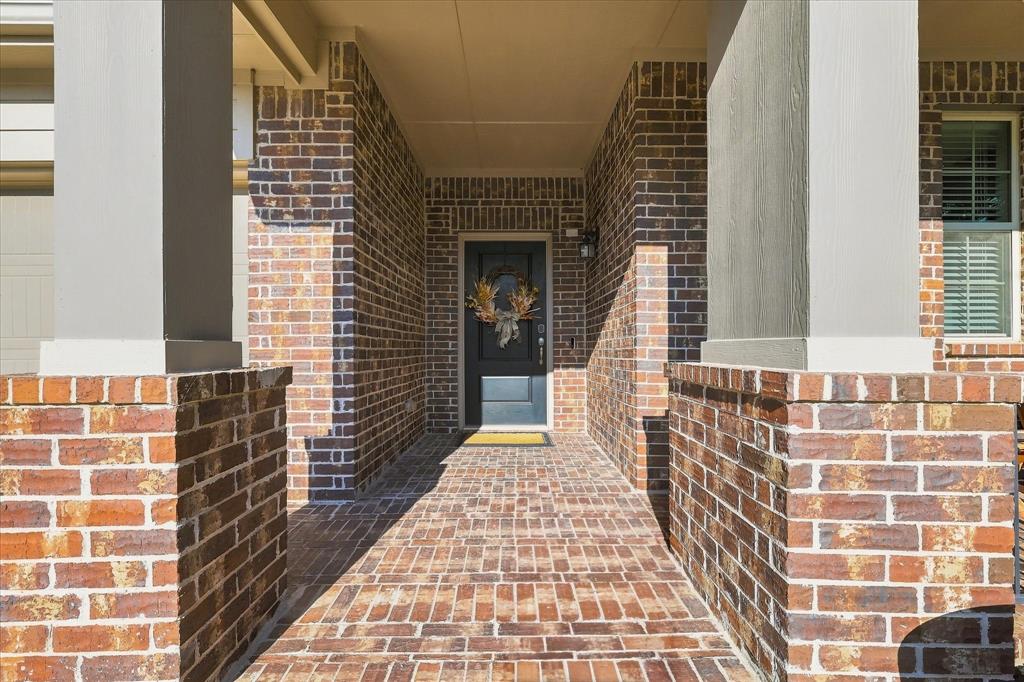 1325 Canary Lane Property Photo 2