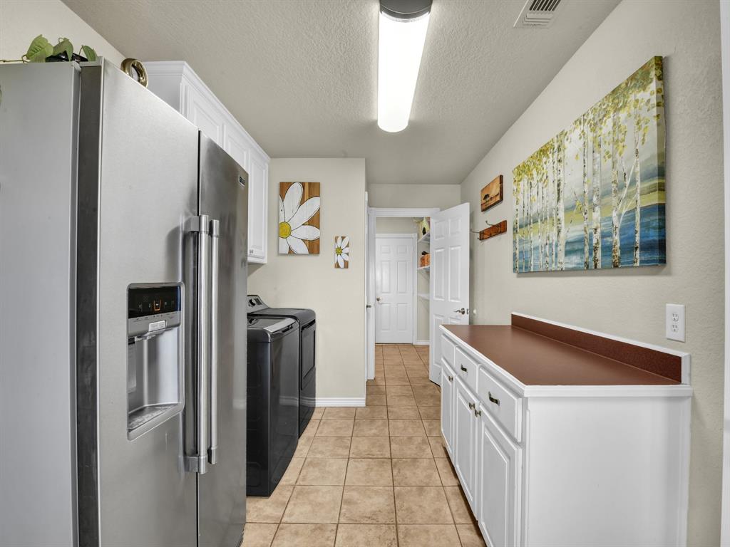737 County Road 4699 Property Photo 23