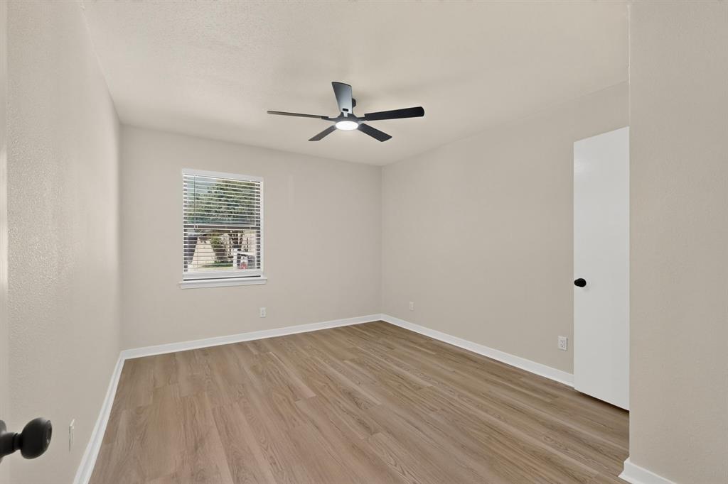3938 Roanoke Drive Property Photo 16