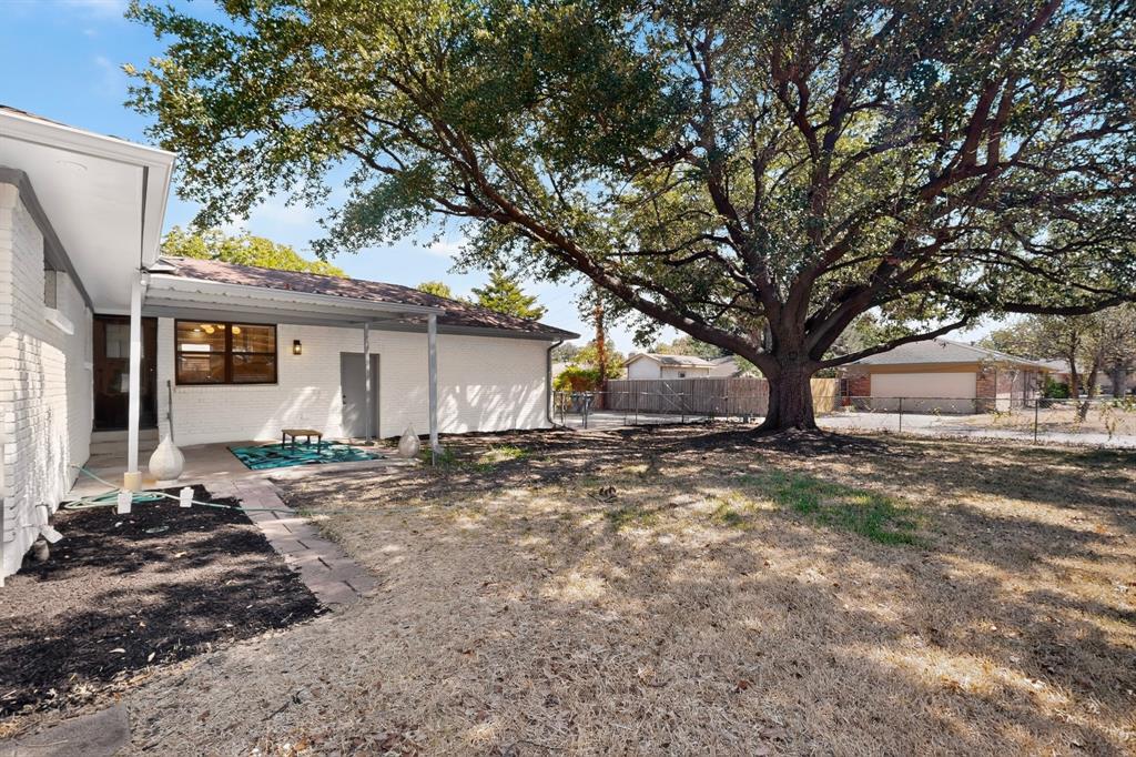 3938 Roanoke Drive Property Photo 18