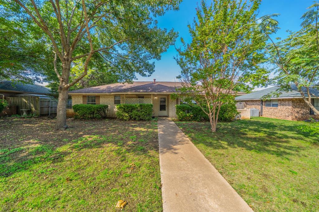 1517 Meadow Court Property Photo 1