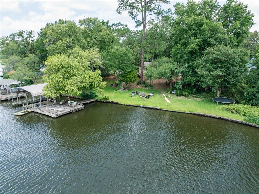 118 Piney Point Property Photo 12