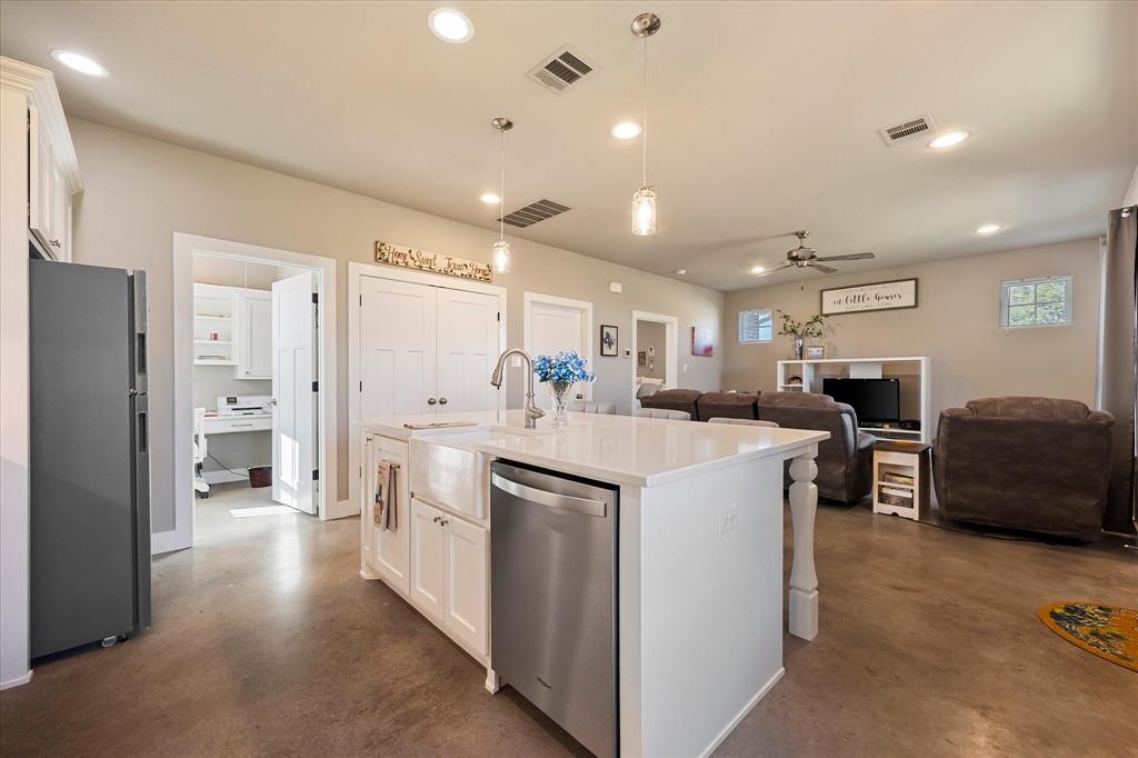 6120 Hidden Oaks Drive Property Photo 31