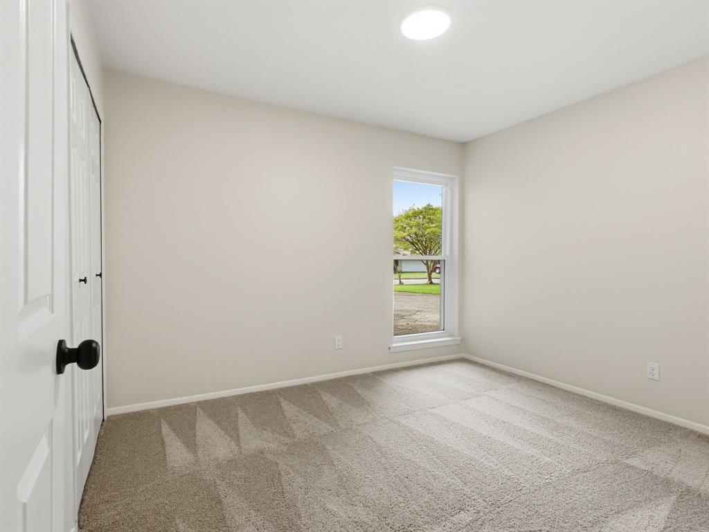 732 Pinehurst Drive Property Photo 15