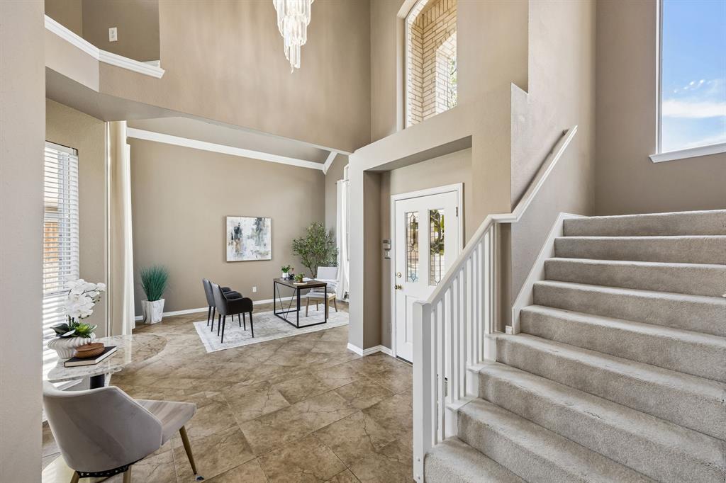 17912 Benchmark Drive Property Photo 6