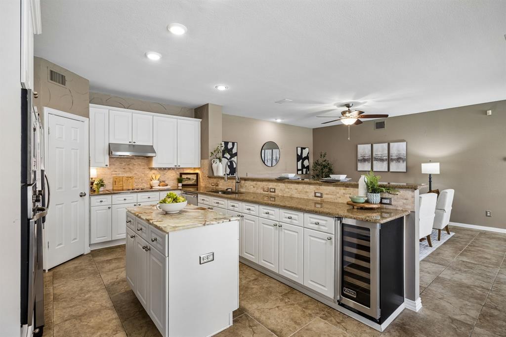 17912 Benchmark Drive Property Photo 9