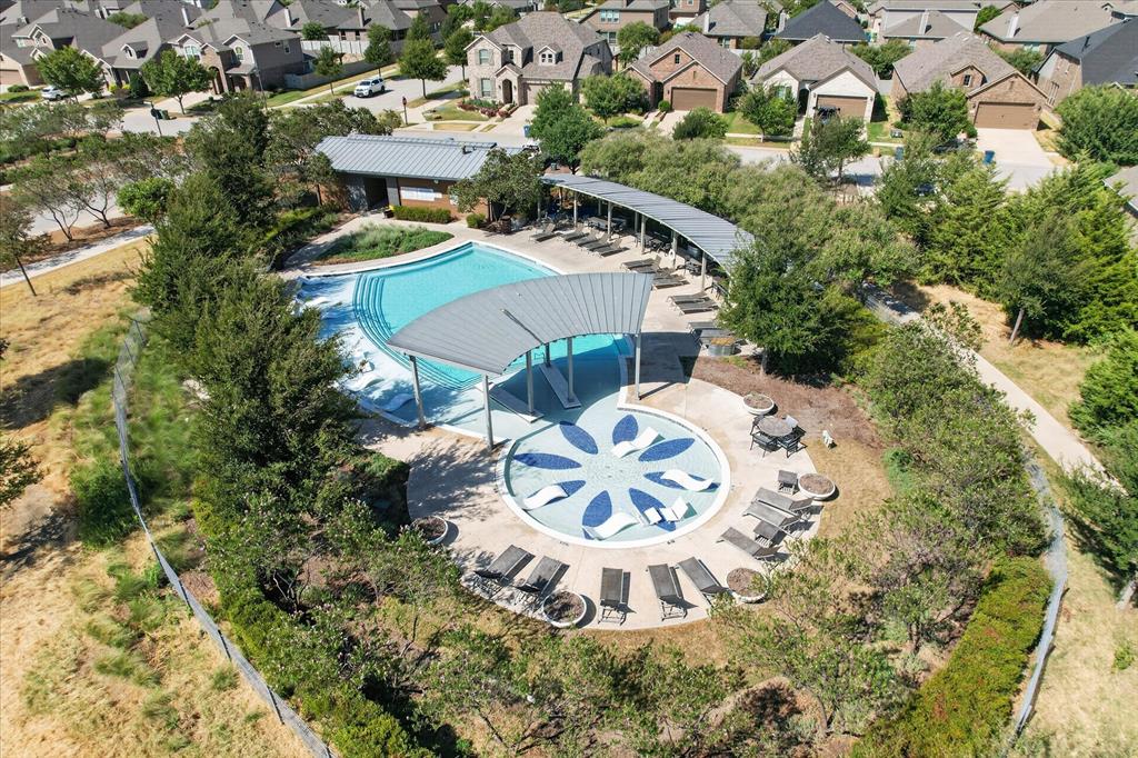 904 Dove Cove Property Photo 26