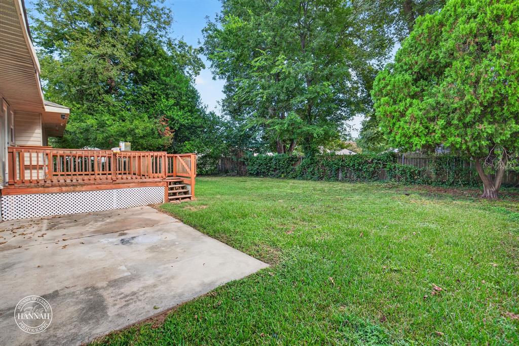381 Albert Avenue Property Photo 35